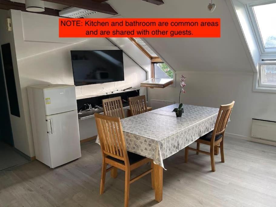 Lillehammer Guest House With Common Bath And Kitchen Exterior foto